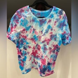 Women’s Tie Dye T-Shirt